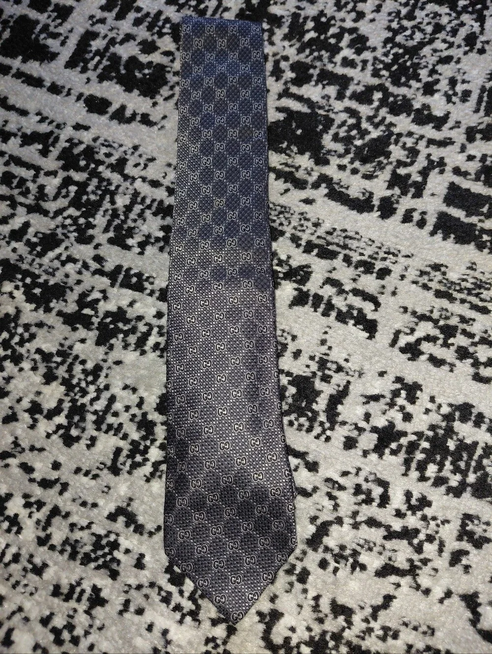 Authentic Gucci GG Monogram Silk Tie | Dark Grey / Charcoal Luxury Necktie CC